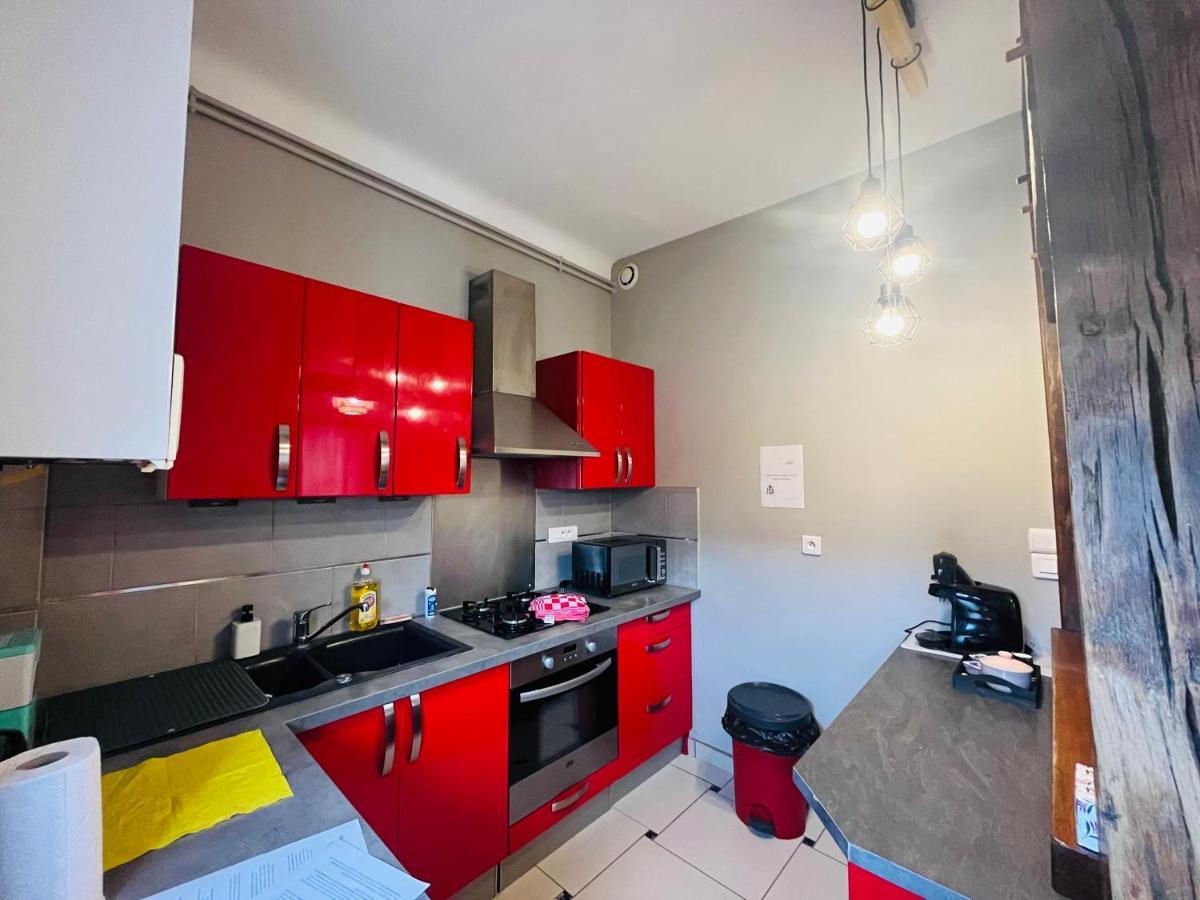 Appartement Ideal Au Coeur D Auxerre Luaran gambar